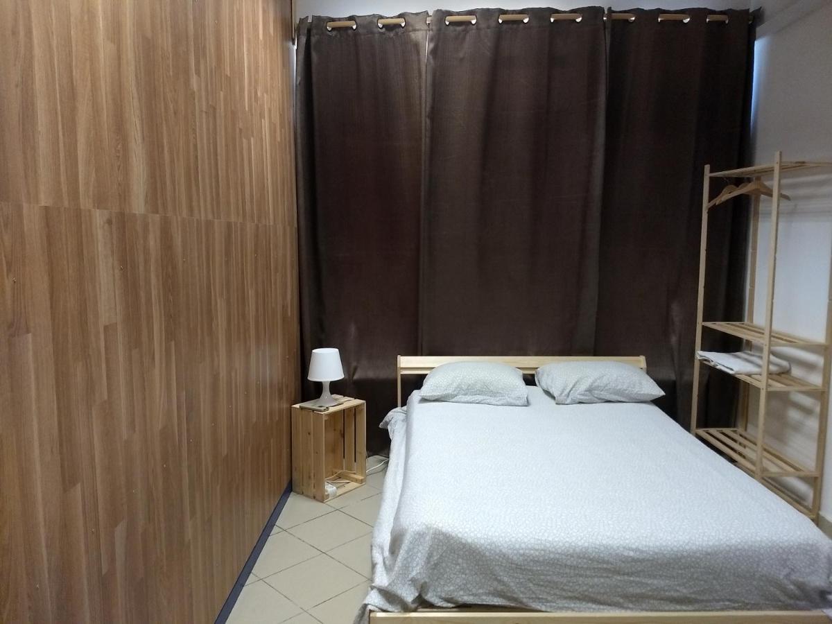 Melaya Budget Hostel ฟารู ภายนอก รูปภาพ