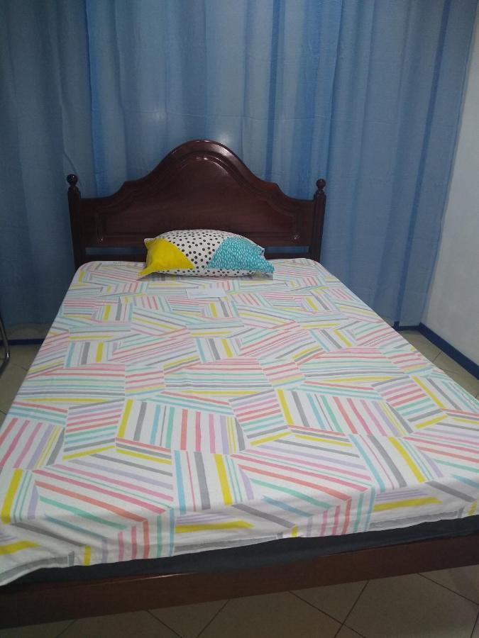 Melaya Budget Hostel ฟารู ภายนอก รูปภาพ